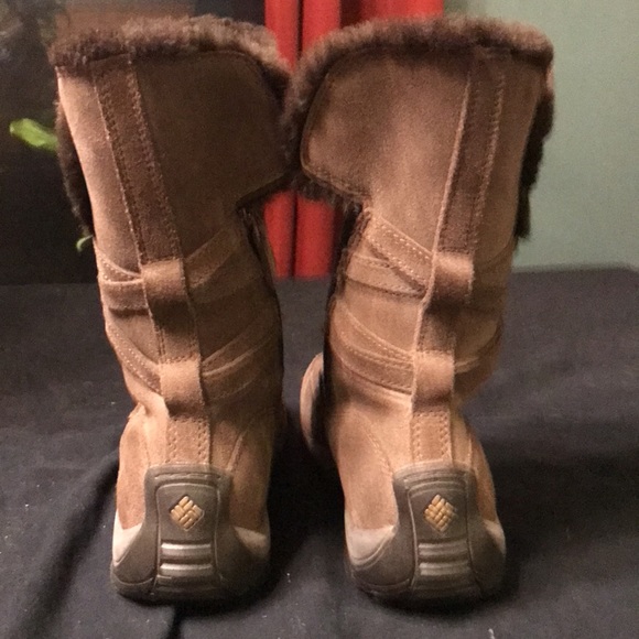 Columbia Namara Snow Boots. Size 8.5 - Picture 5 of 9